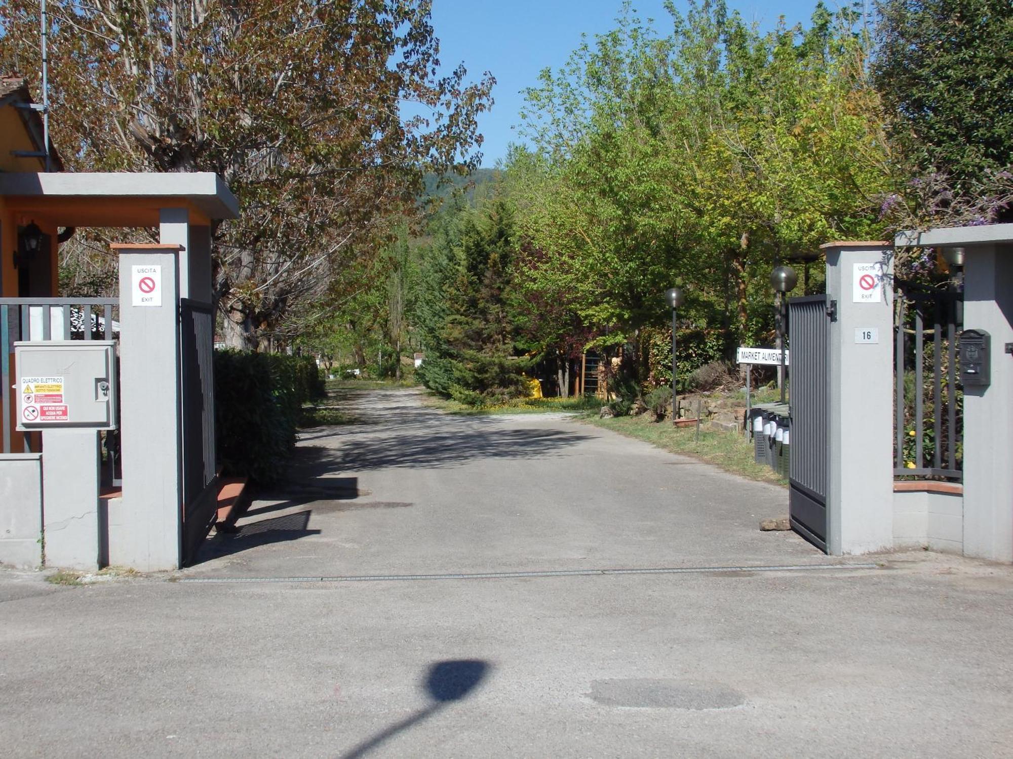 Camping Village La Chiocciola Capannole 外观 照片